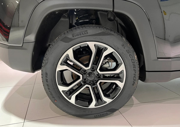 Jeep Compass cena 152737 przebieg: 5, rok produkcji 2023 z Wrocław małe 172
